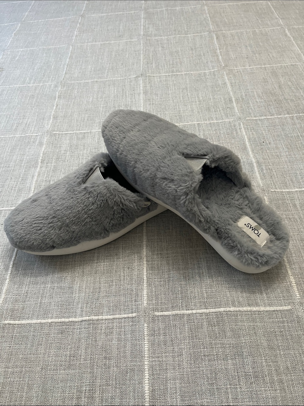 TOMS Woman’s Plush Slip-On Slippers in Gray